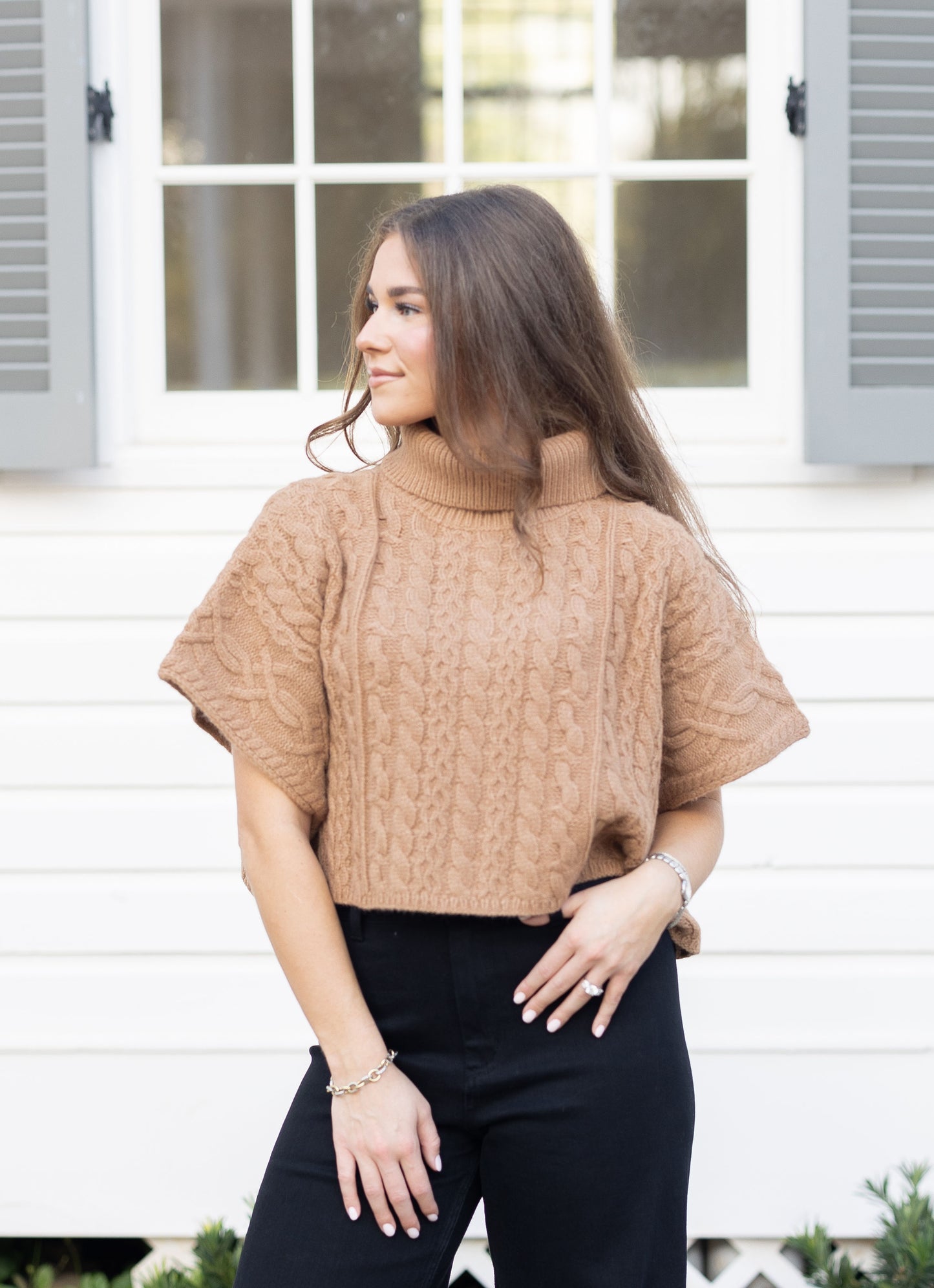 Twisted Detail Short Sleeve Sweater